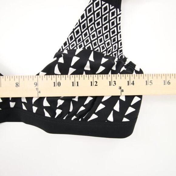 Lands' End Black White Geometric Pattern Bikini Top Underwire Size 8 - Picture 4 of 7